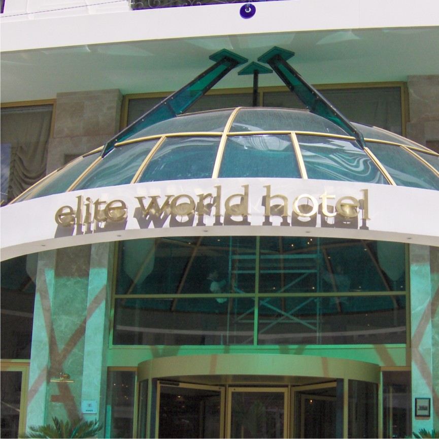 Elite World Hotel Giriş Yazısı