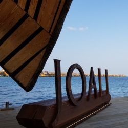Joali Maldives tabela ve yönlendirme tasarımları