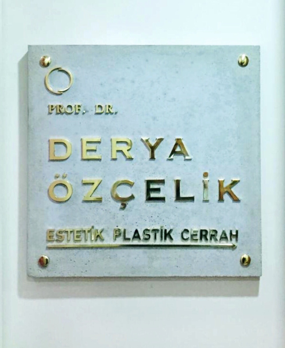 BETON ÜZERİ PİRİNÇ TABELA