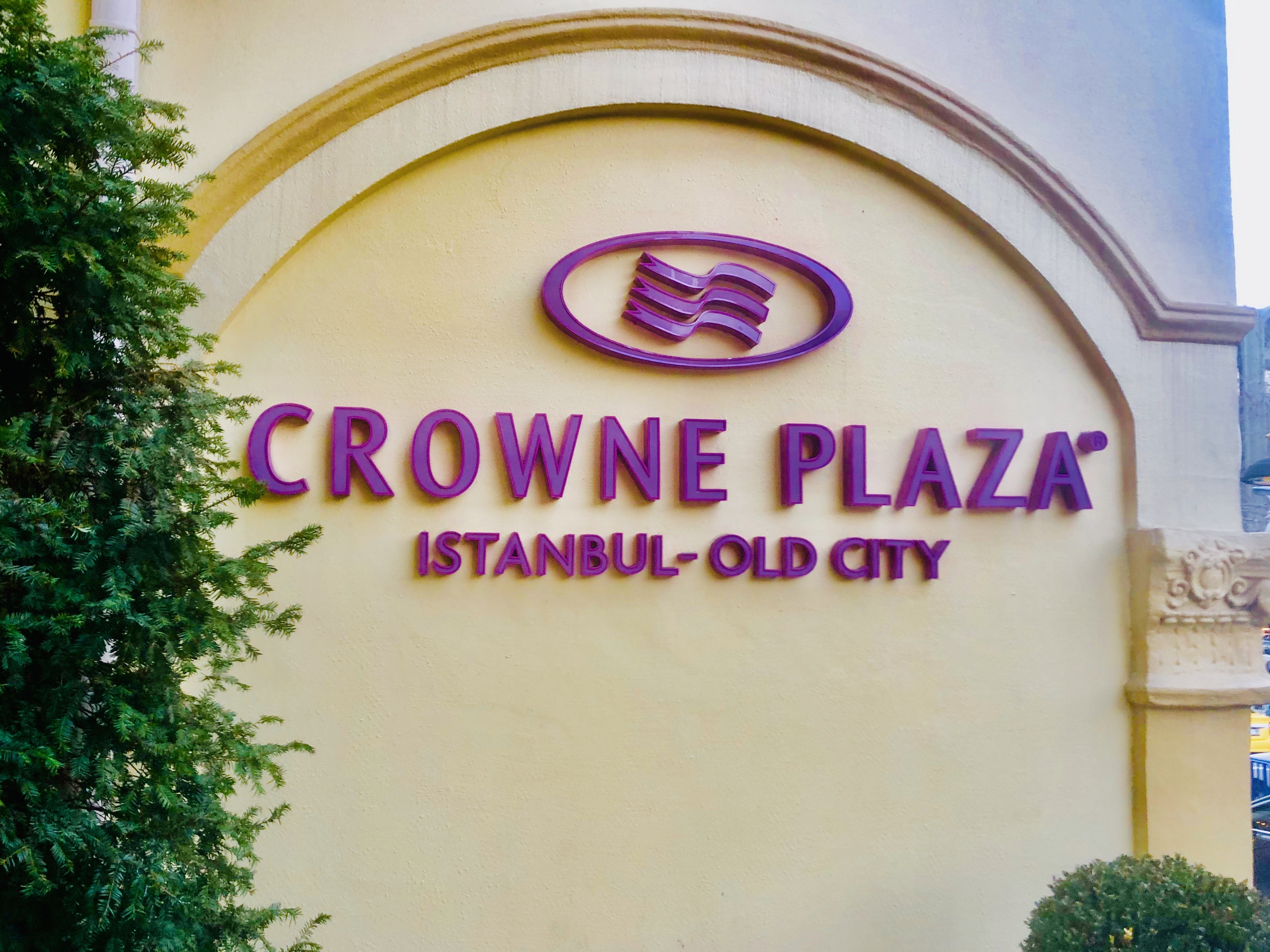 crowne plaza