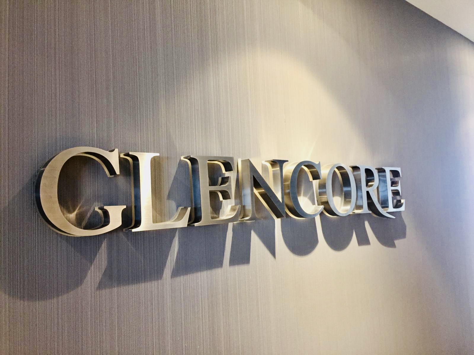 Glencore giriş tabelası