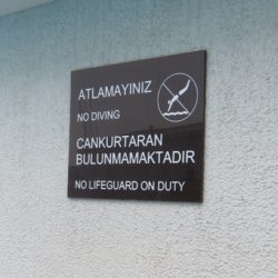 Atlamayınız uyarısı