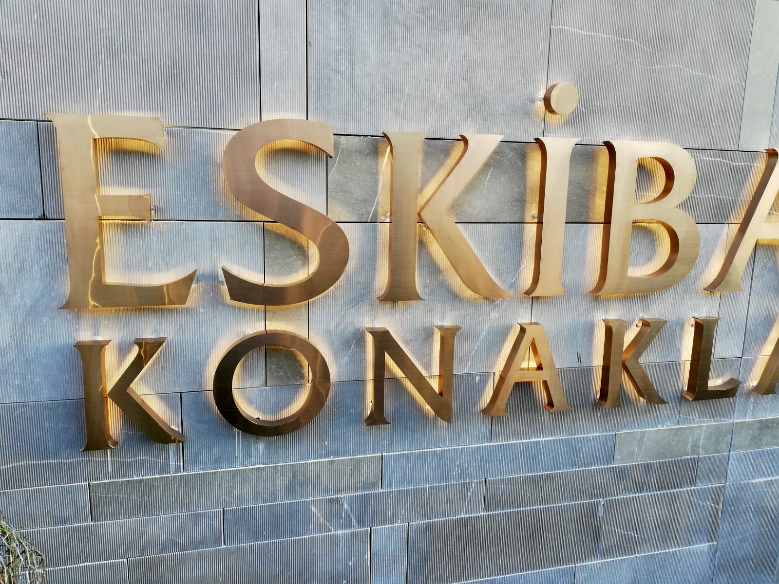 Site giriş tabelası