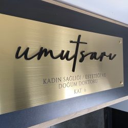 Dr. Umut Sarı Tabela