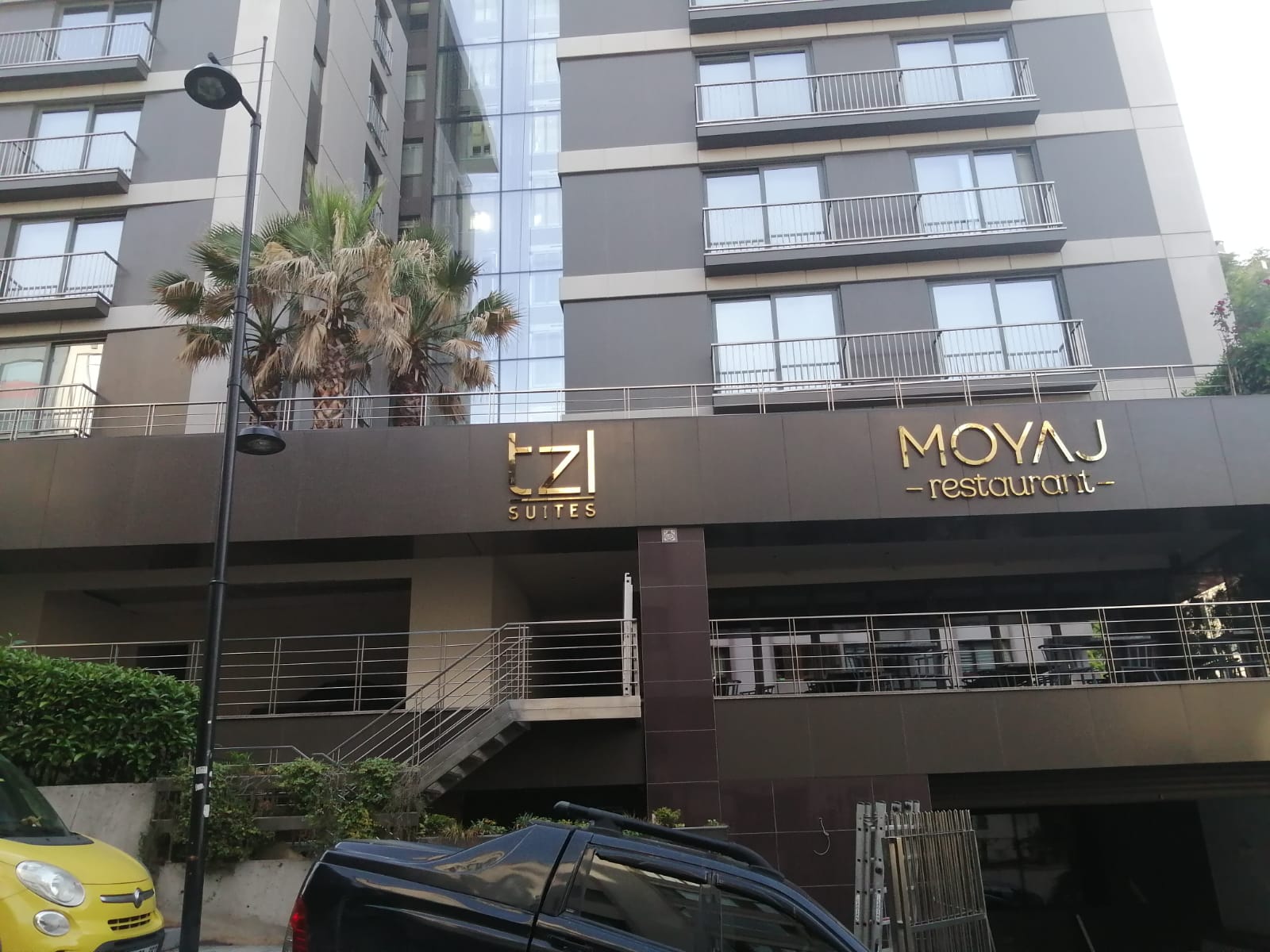 Moyaj Restaurant