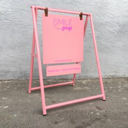 Pembe Sandwich Stand